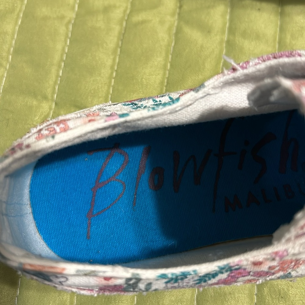 Blowfish slip on sneakers - Picture 2 of 8